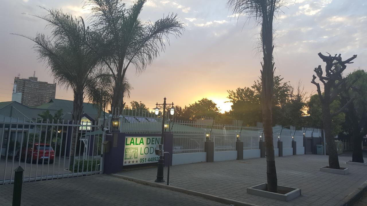 Lala Dene Lodge Bloemfontein Bagian luar foto